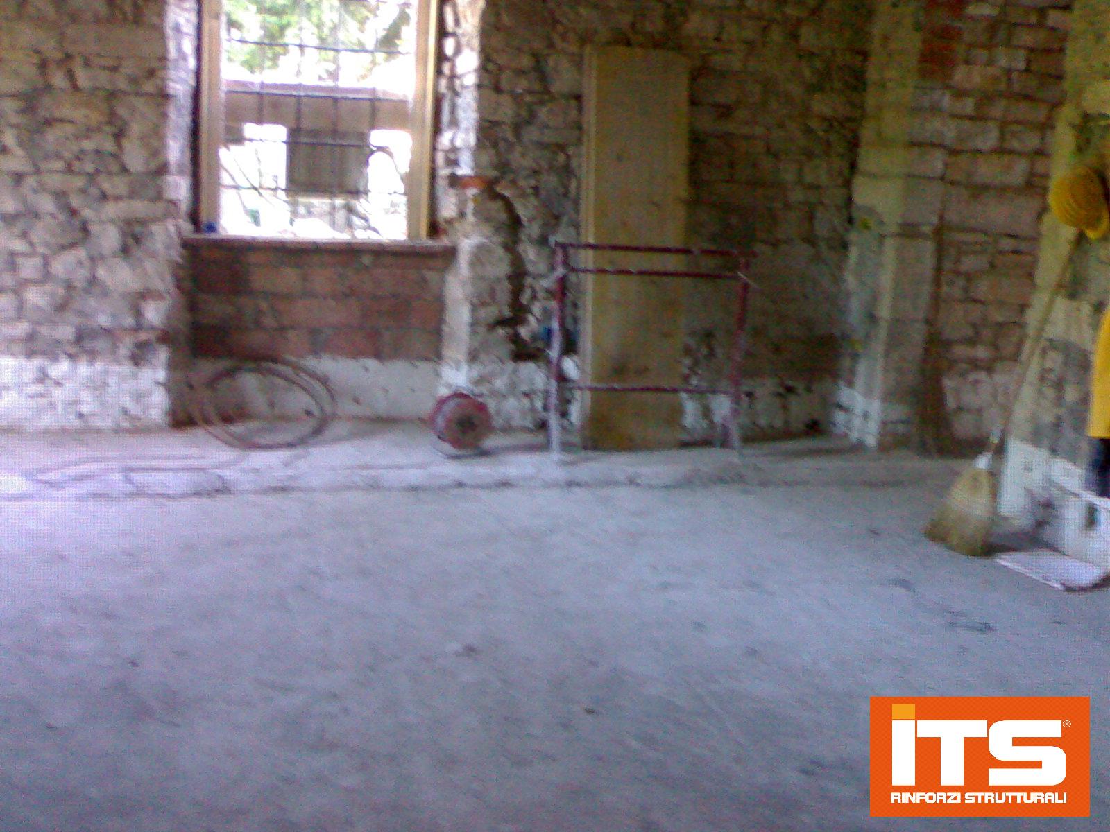 Deumidificazione con barriera chimica — Montecatini — fotografia di cantiere 6